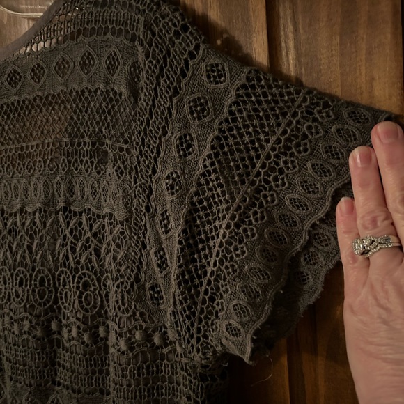 Garnet Hill Embroidered Lace Dress. Size 10. - Picture 4 of 6